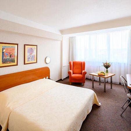 Hotel Lux バンスカー・ビストリツァ エクステリア 写真