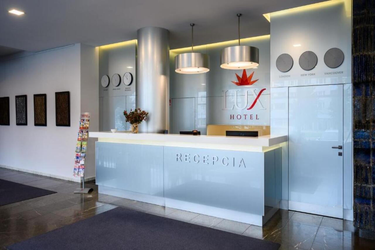 Hotel Lux バンスカー・ビストリツァ エクステリア 写真